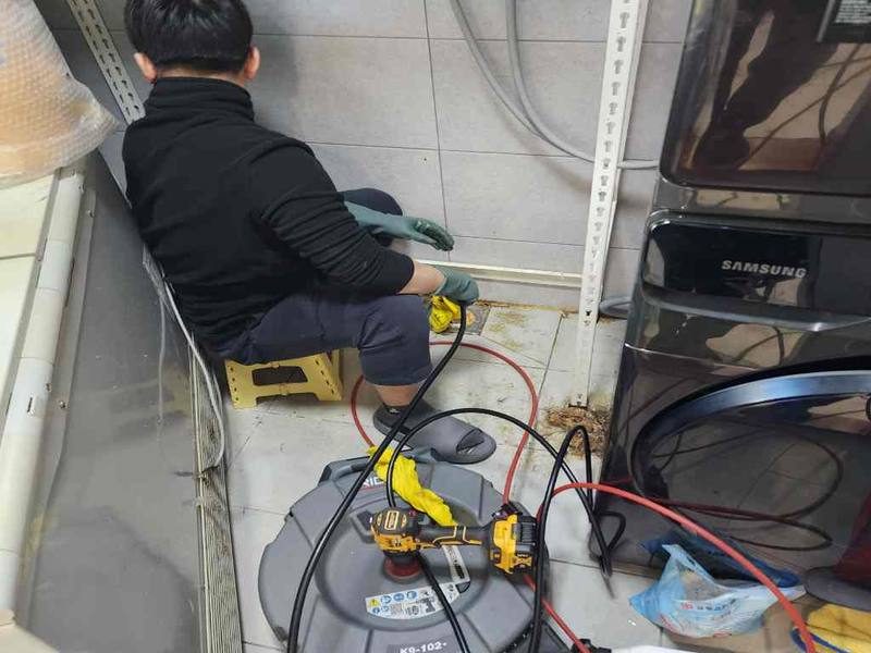 구리 싱크대 물이 안 내려갈 때 바로 할 일